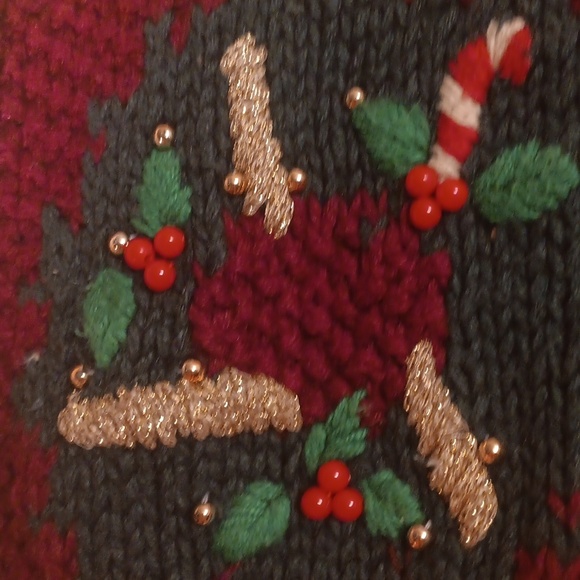 Casual Corner Limited Edition Cream and Red Crew Neck Sweater Hand Knitted Small - Picture 7 of 11